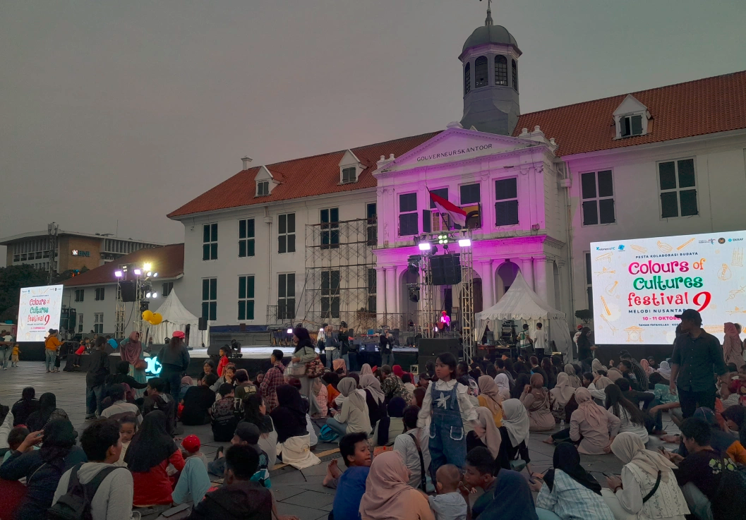 Daftar Harga Videotron per Meter Terbaru